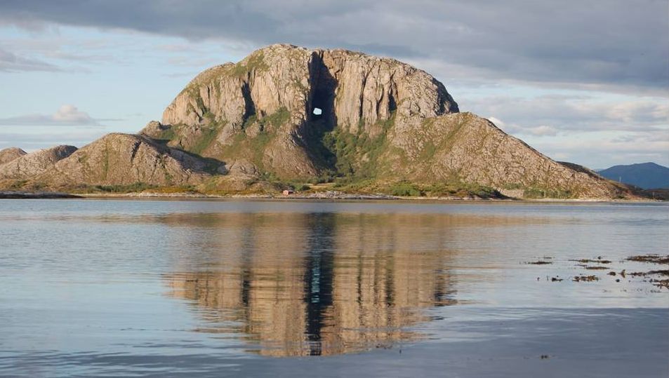 Torghatten